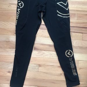 Virus leggings